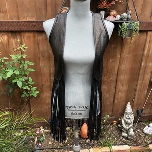 ✨VEGAN Leather Fringe Vest 🖤